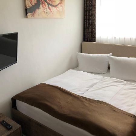 Ec Hotel Эльхинген Экстерьер фото