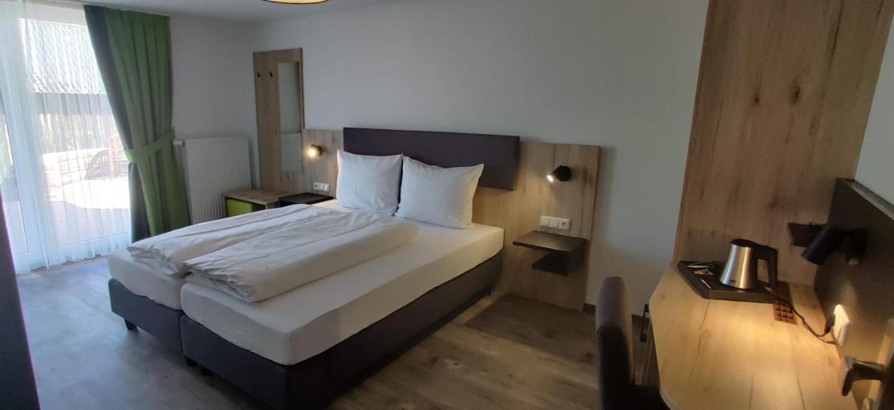 Ec Hotel Эльхинген Экстерьер фото