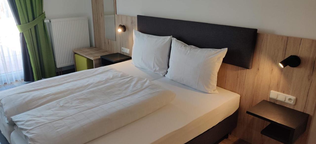 Ec Hotel Эльхинген Экстерьер фото